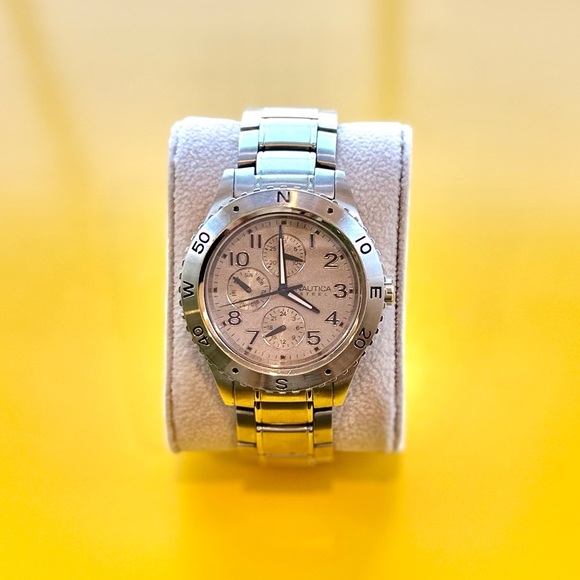 Vintage Nautica Stainless Steel Watch - Picture 5 of 16